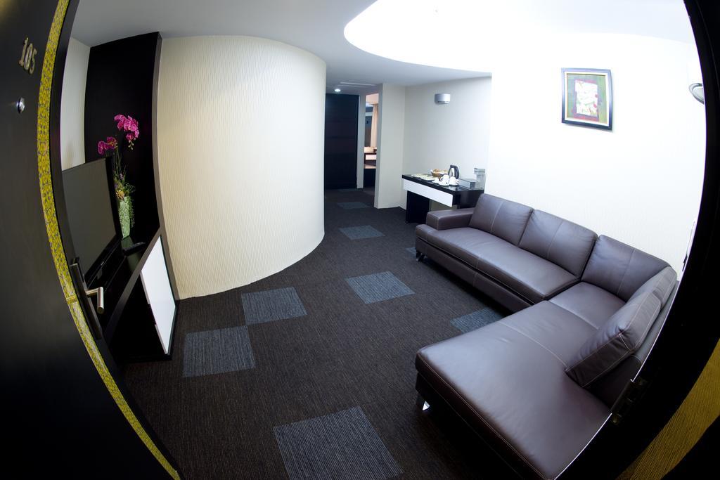 Avenue 64 Hotel Yangon Cameră foto